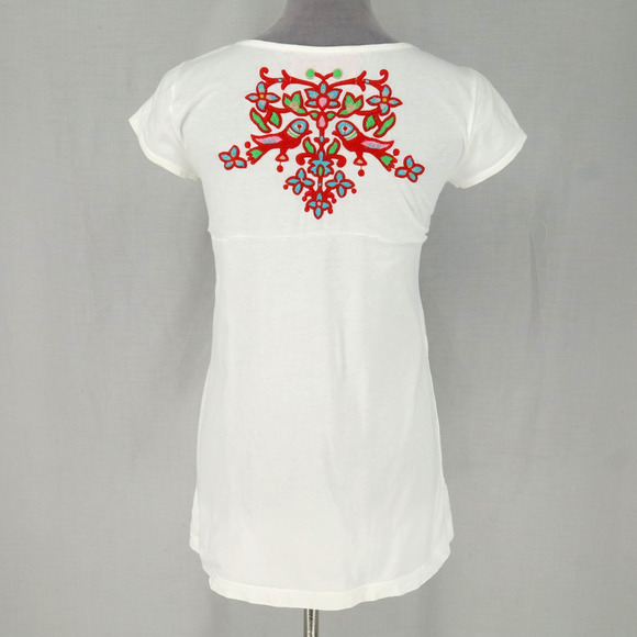 Johnny Was JWLA Top Womens Small White Floral Embroidery T-shirt Pockets Whimsy - Picture 2 of 14